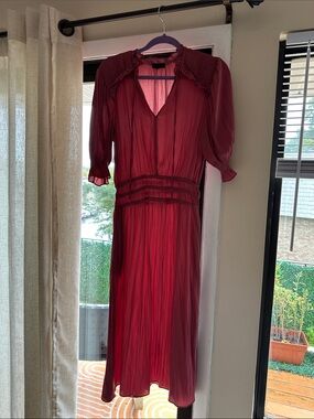Women's Dusty Pink V-Neck Midi Dress - Elegant Pleated Style